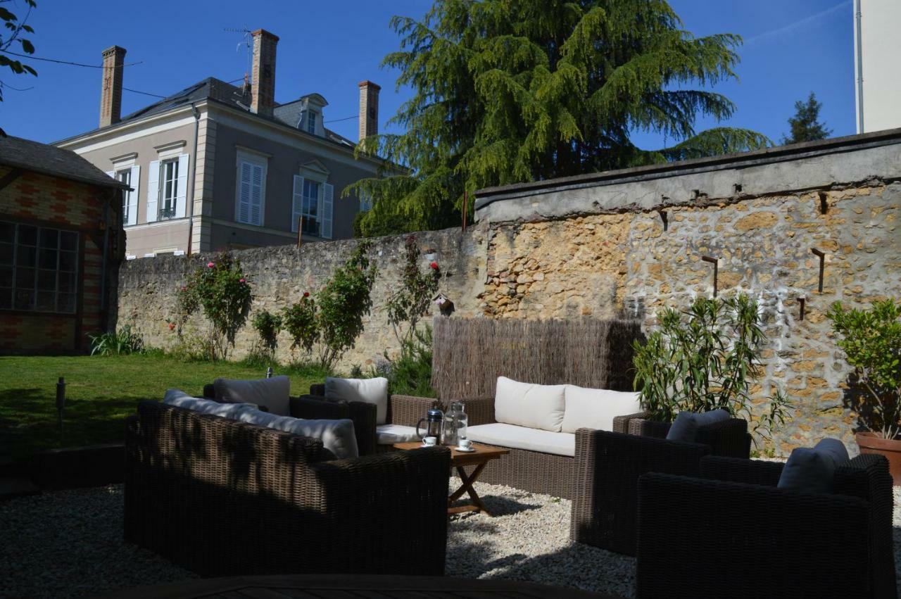 Chambre D'Hotes Les Ecuries Le Mans Bagian luar foto
